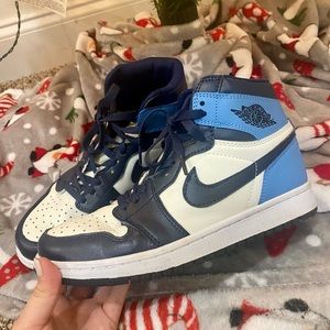 Nike Jordan’s- Blue & Navy Size 7